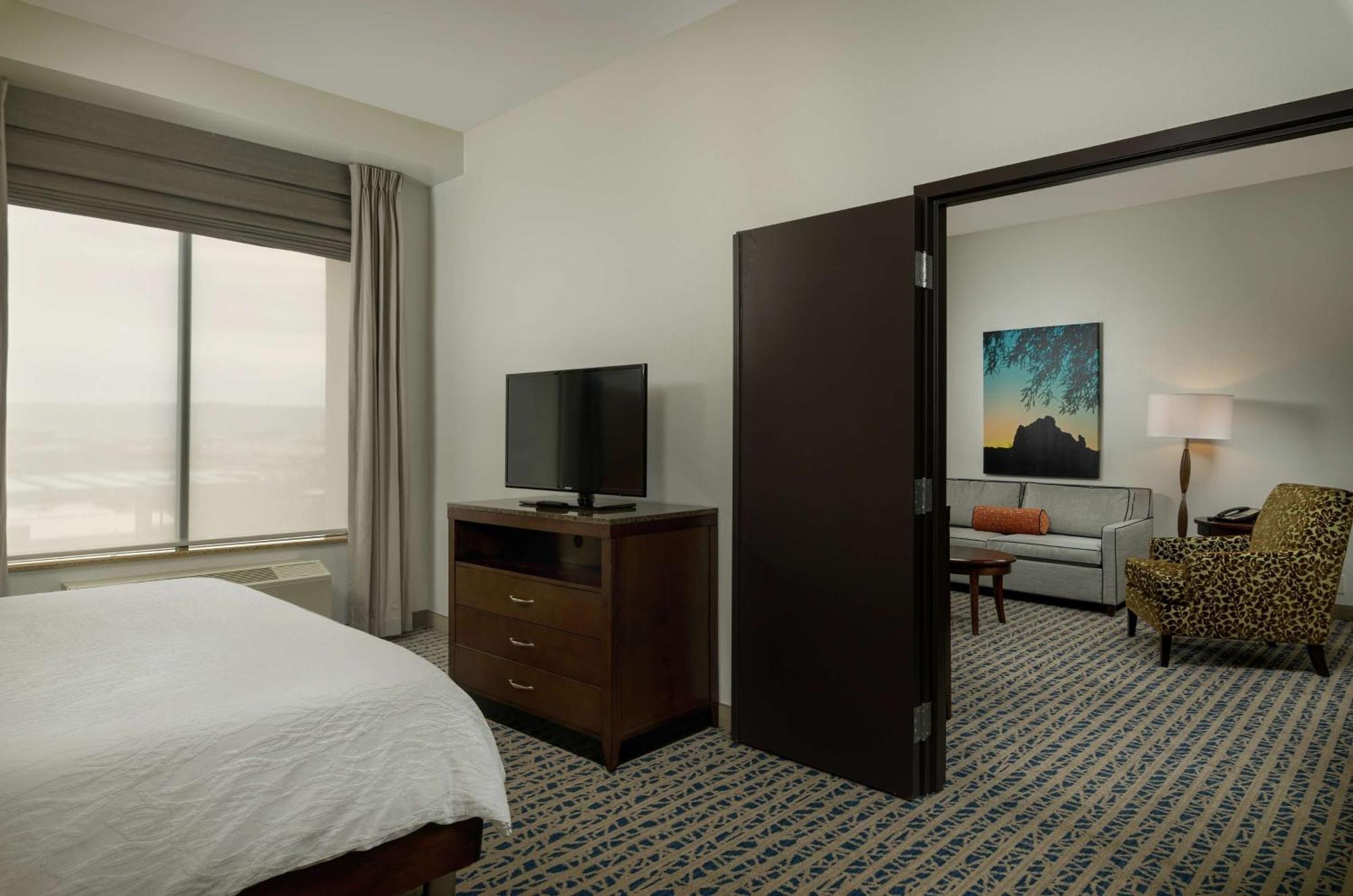 Hilton Garden Inn Phoenix Airport North Buitenkant foto