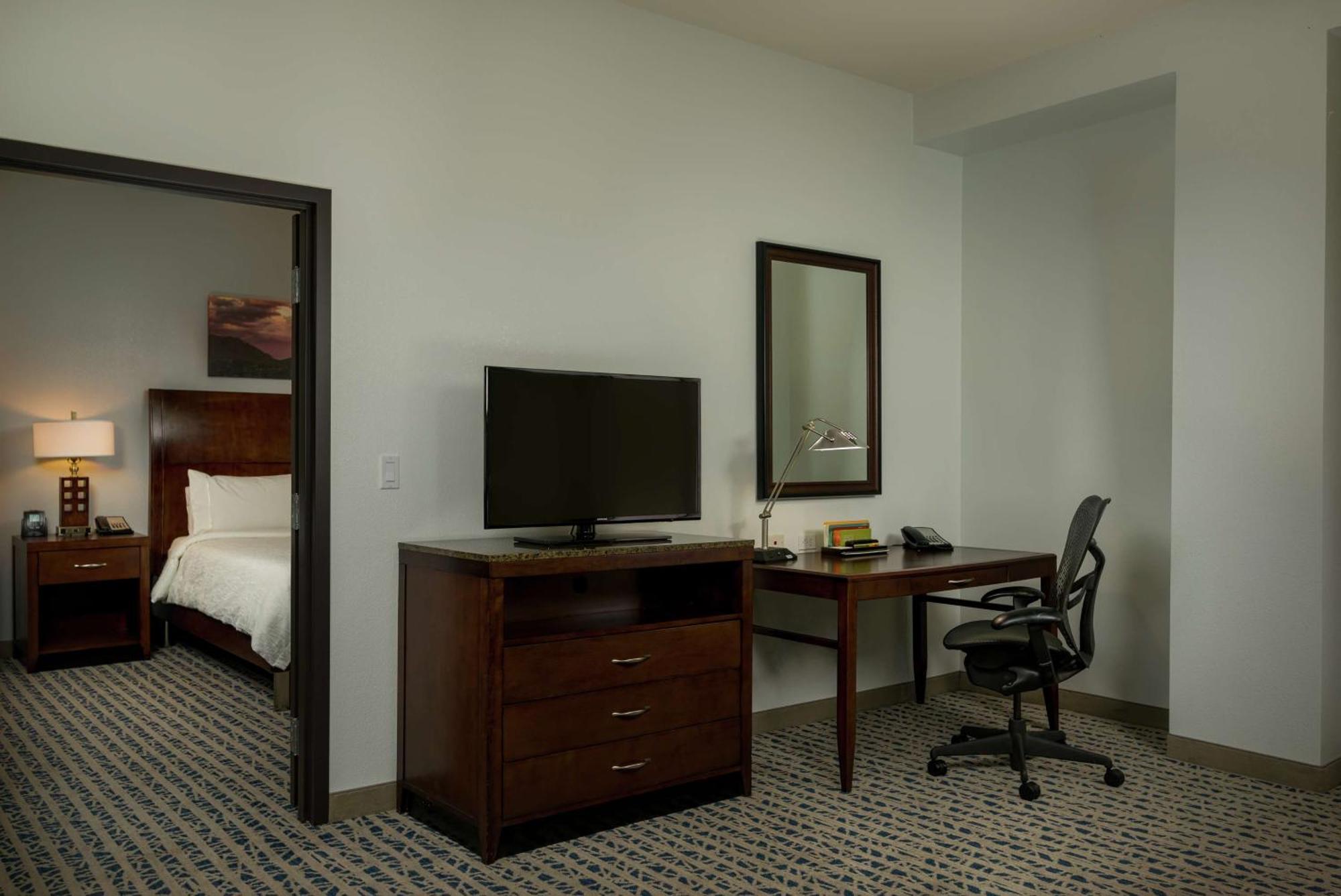 Hilton Garden Inn Phoenix Airport North Buitenkant foto